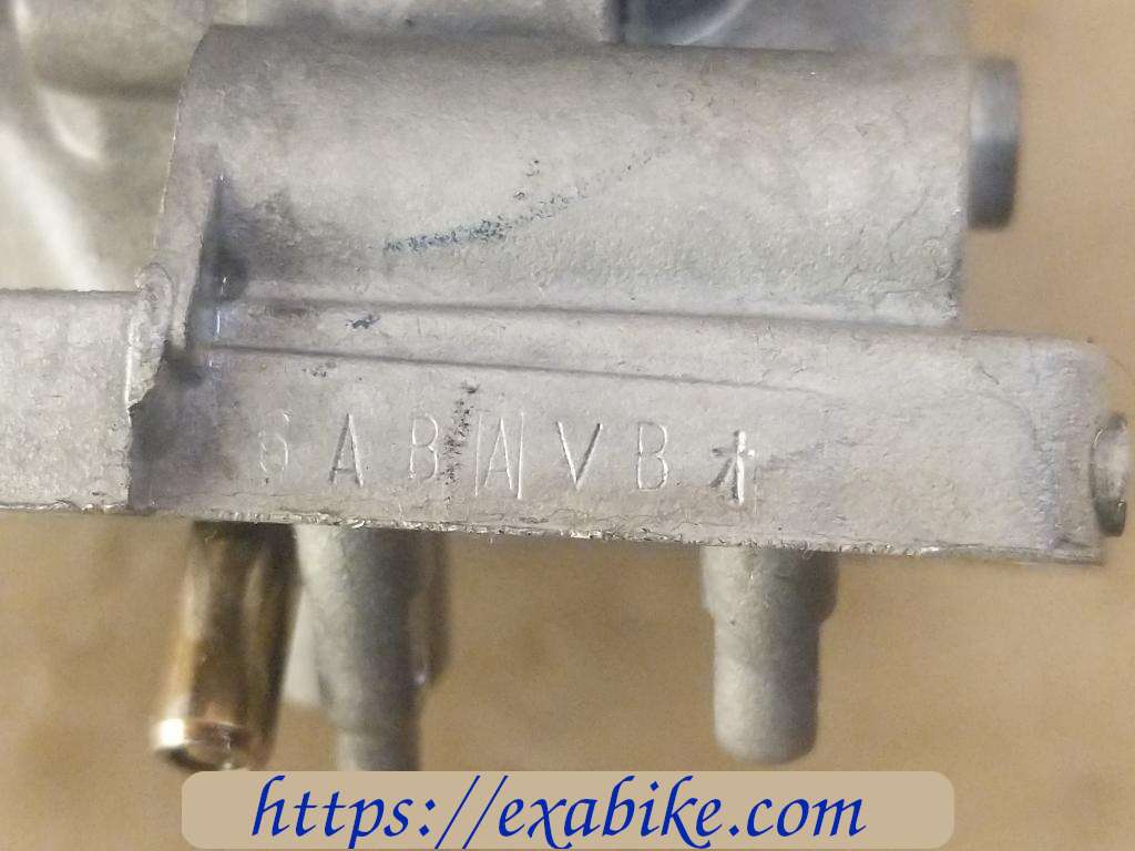 carburetor body, rear Honda VT 250 - photo 6