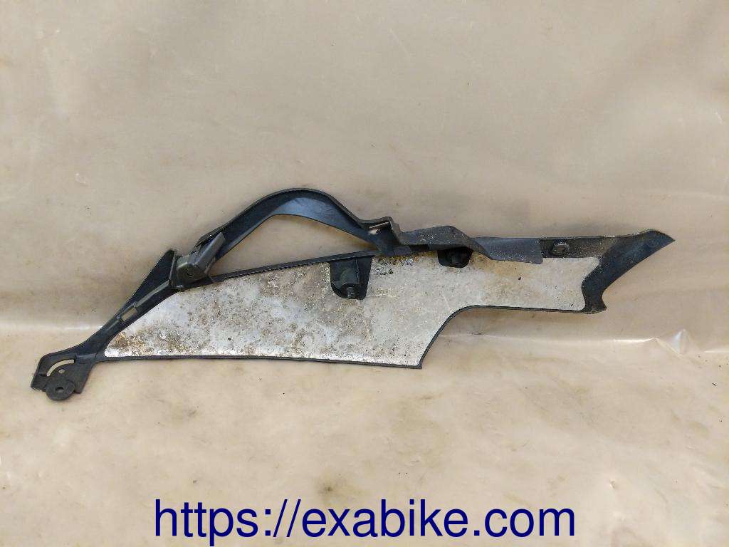 lower cowl, right Suzuki GSXR 600 - photo 2