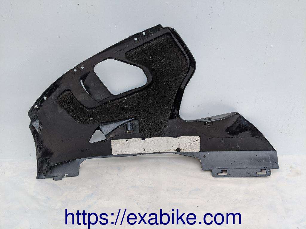 lower cowl, right Yamaha R6 - photo 2