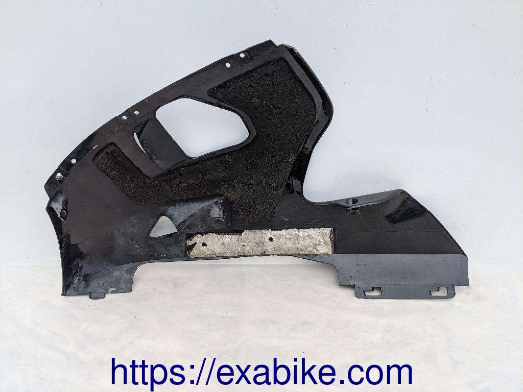 lower cowl, right Yamaha R6 - photo 3