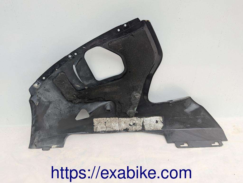 lower cowl, right YAMAHA 1000 R1 - photo 2