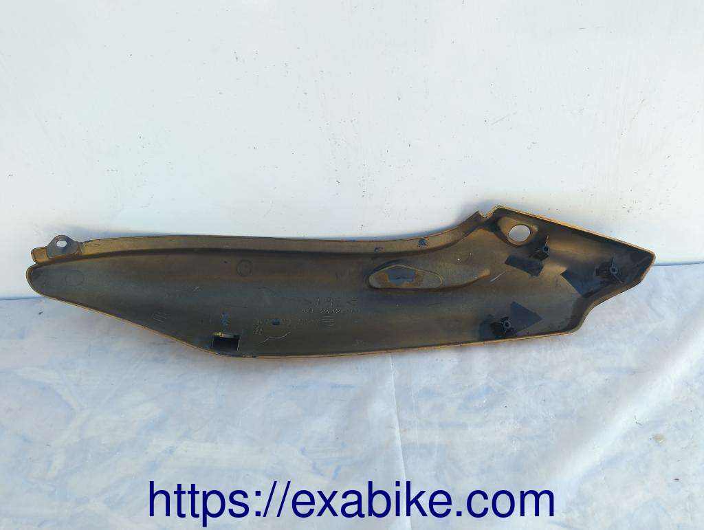flanc arriere droit Yamaha TDM 850 - photo 2