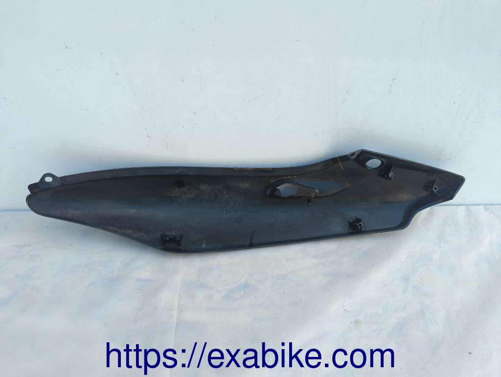 flanc arriere droit Yamaha TDM 850 - photo 2