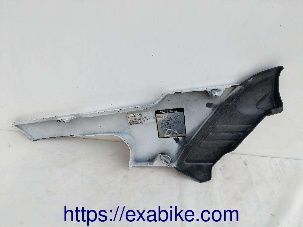 cache latéral gauche Yamaha XJ 900 - photo 2