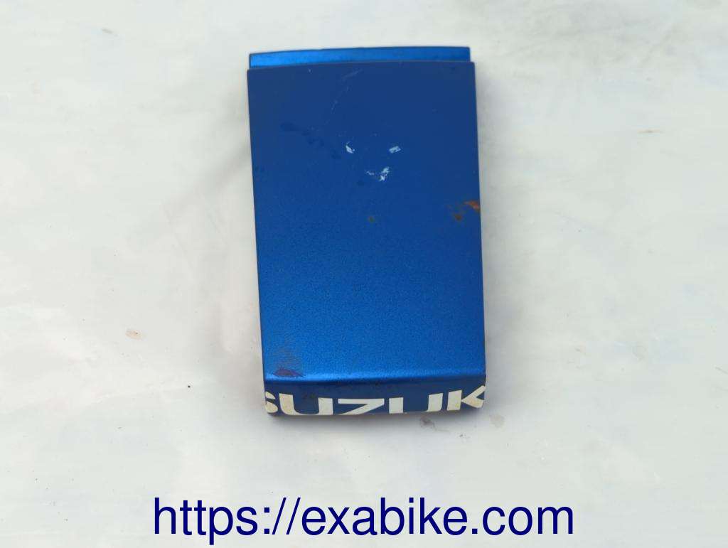 élément d'habillage arrière Suzuki GSXR 750 - photo 1