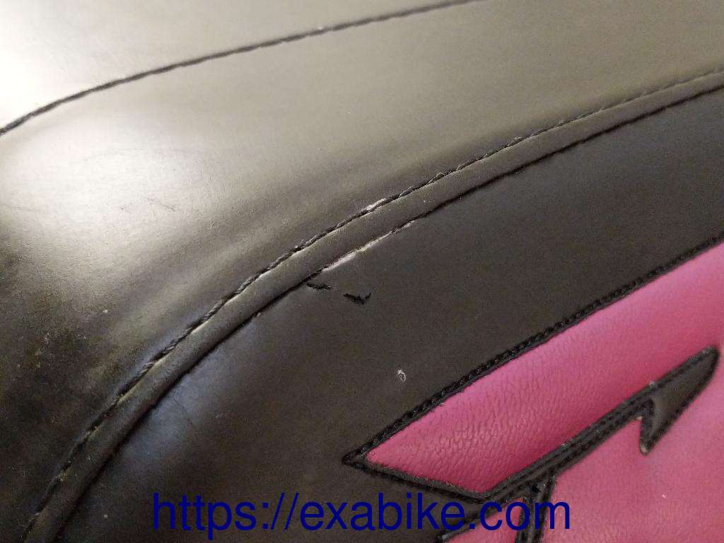 seat Honda CBR 900 - photo 3