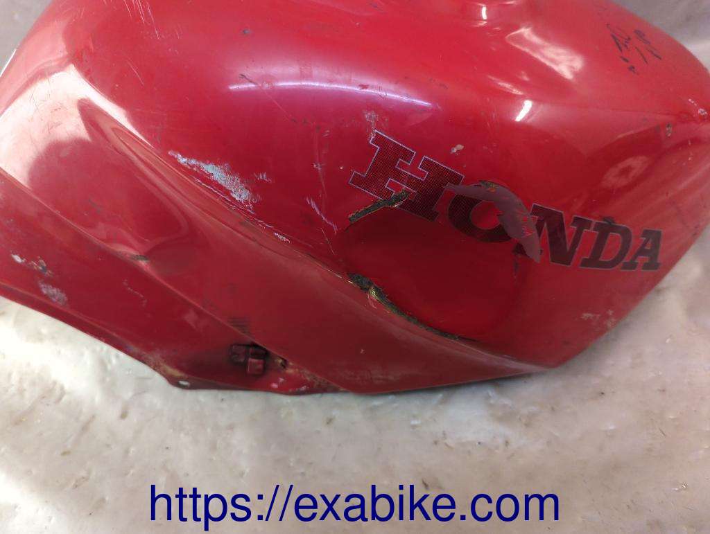 fuel tank Honda VFR 750 - photo 2