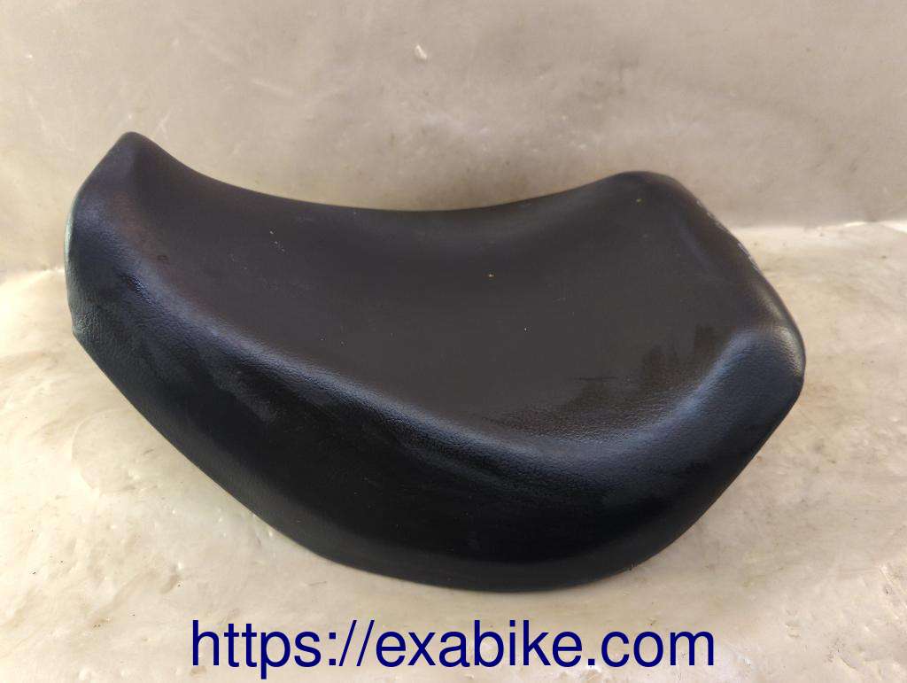 seat, front Suzuki RF 600 - photo 2