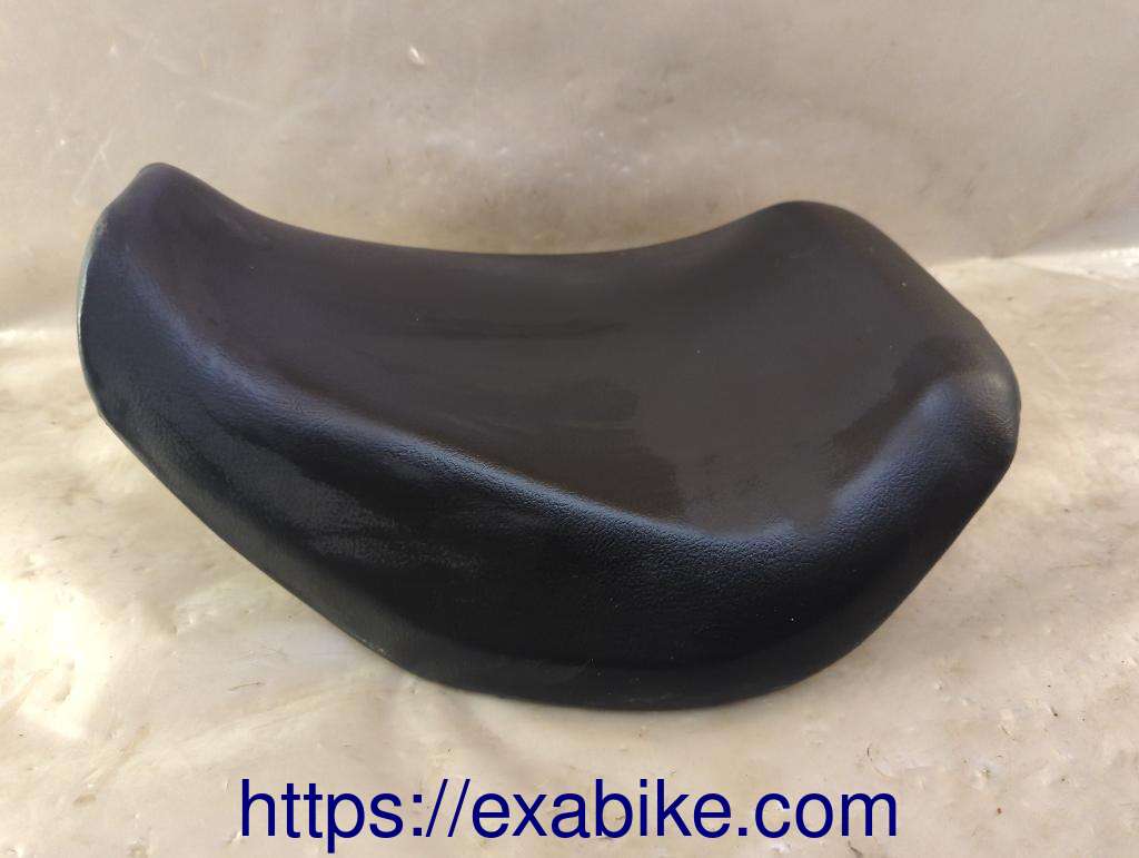 selle avant Suzuki RF 600 - photo 1