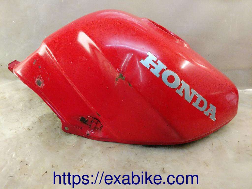fuel tank Honda VFR 750 - photo 1