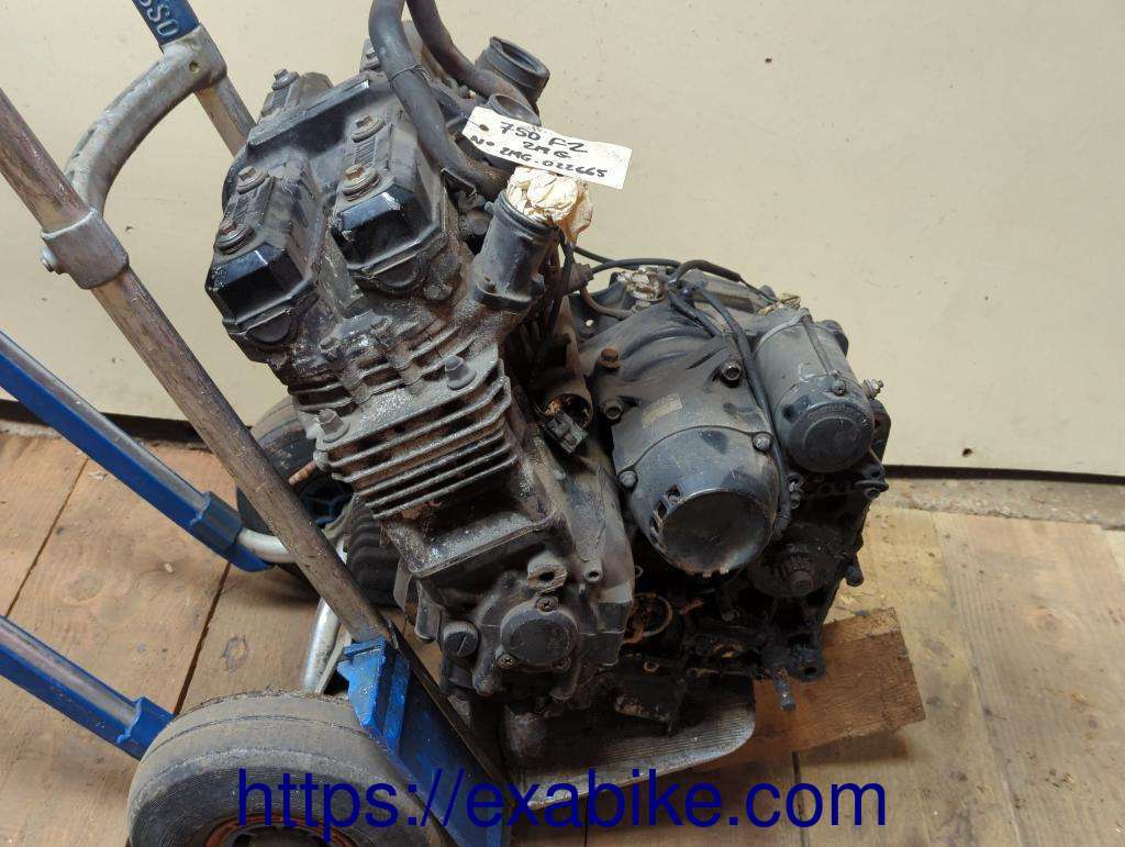 moteur Yamaha FZ 750 - photo 1