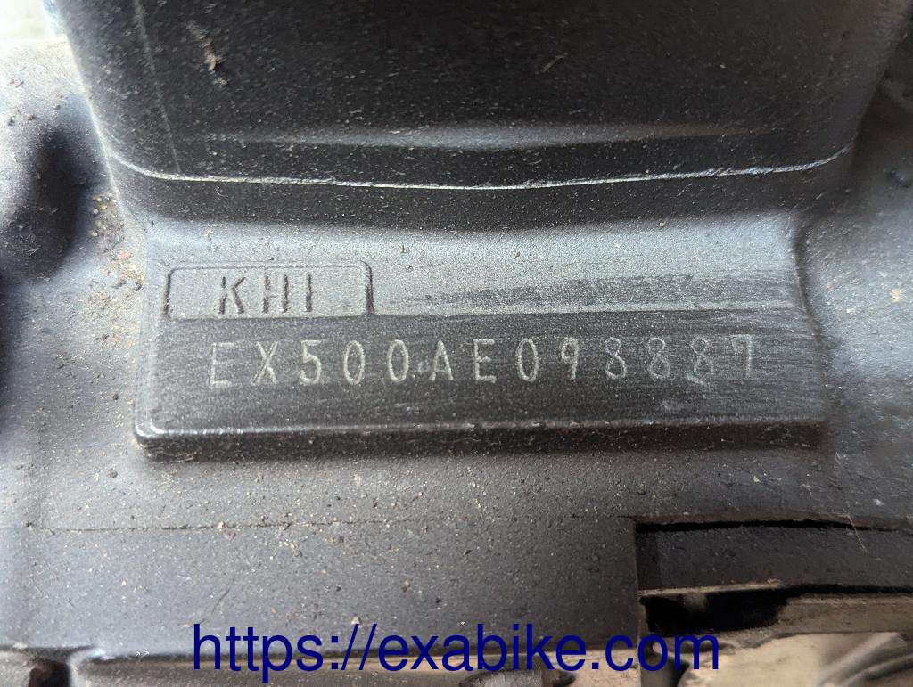 engine Kawasaki GPZ 500 - photo 3