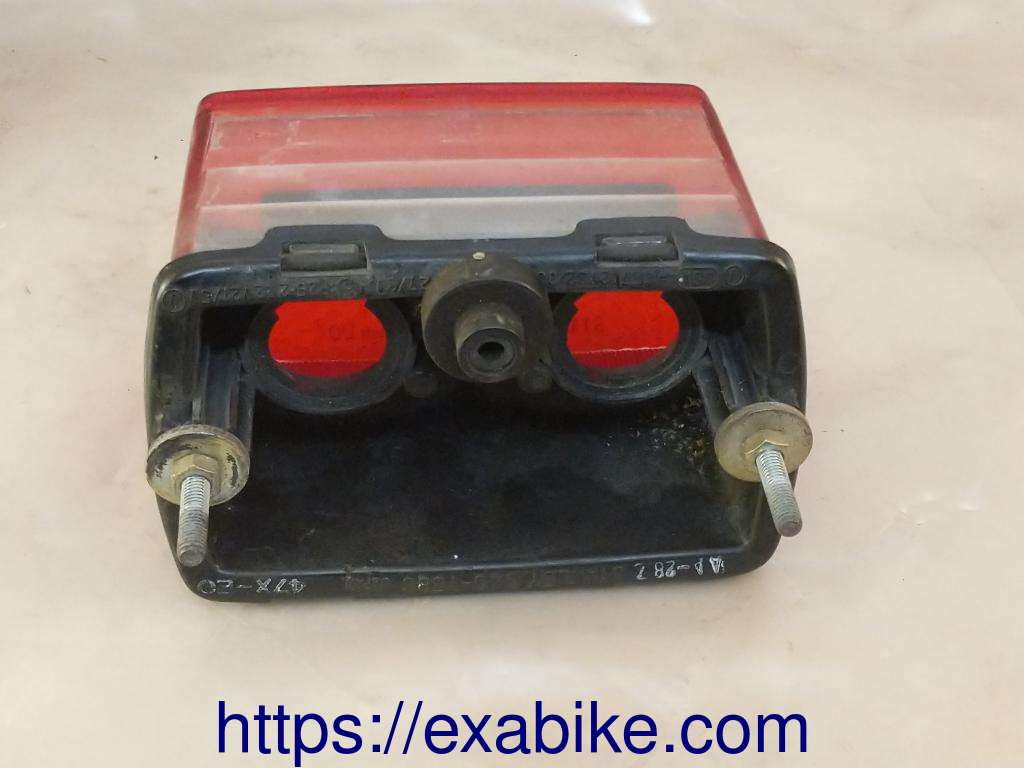 tail light Yamaha FZ 750 - photo 2