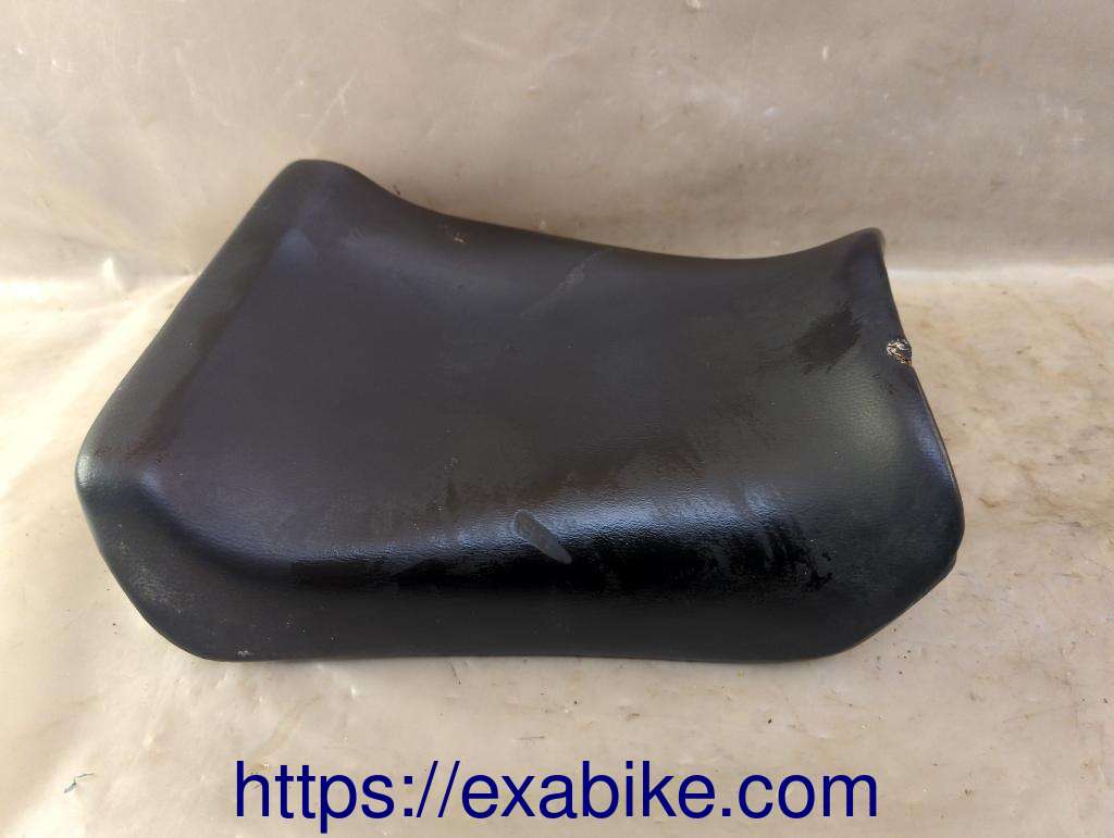 seat Suzuki GSXR 1100 - photo 2
