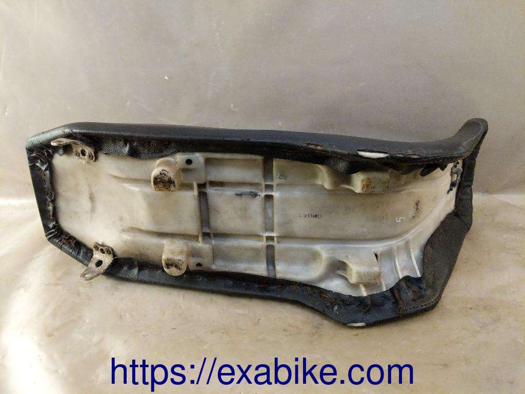 seat Kawasaki KLX 650 - photo 4