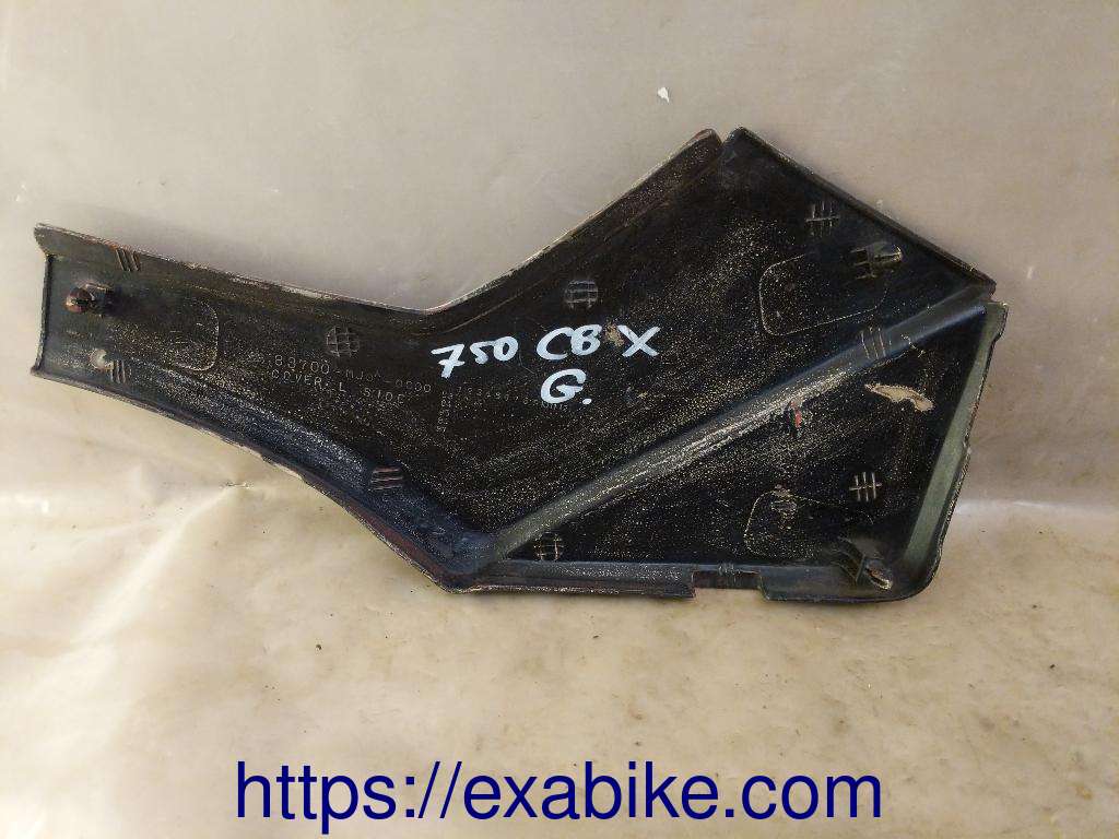 cache latéral gauche Honda CBX 750 - photo 2