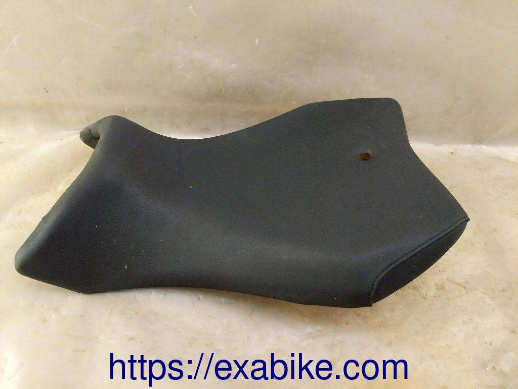 selle avant Yamaha 125 YZF-R - photo 1