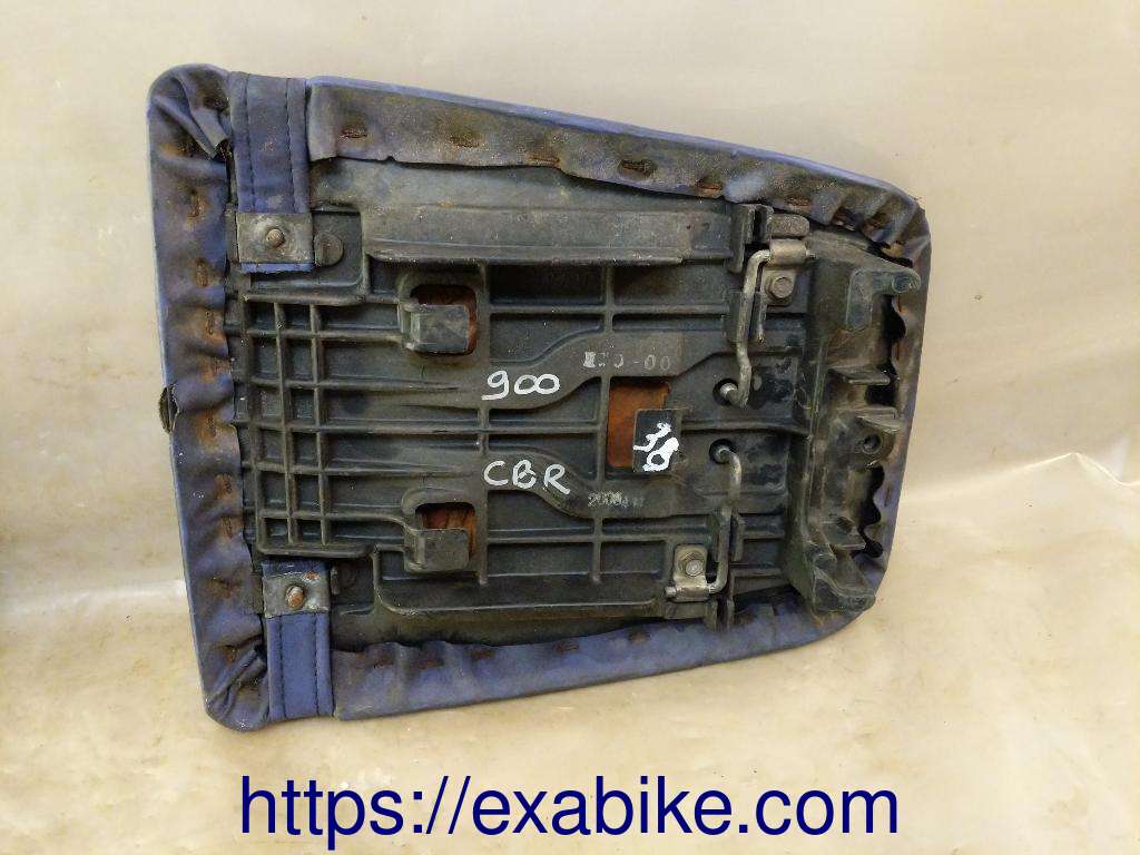 seat, rear Honda CBR 900 - photo 3