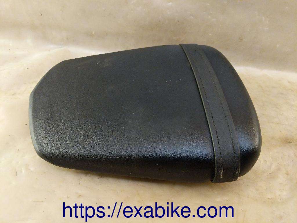 seat, rear Yamaha R6 - photo 2