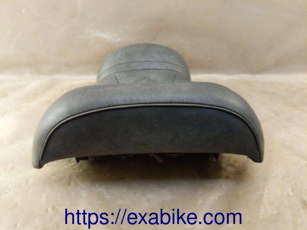 seat, front Kawasaki ZX9R - photo 3