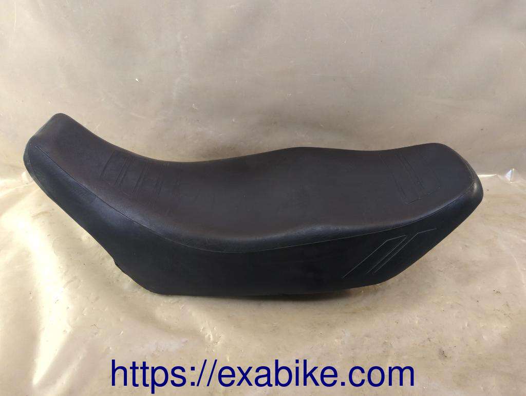 seat Yamaha XJ 600 - photo 1