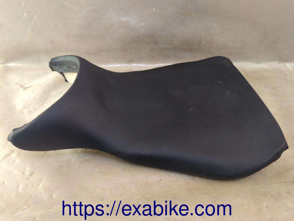 seat, front Yamaha R6 - photo 2