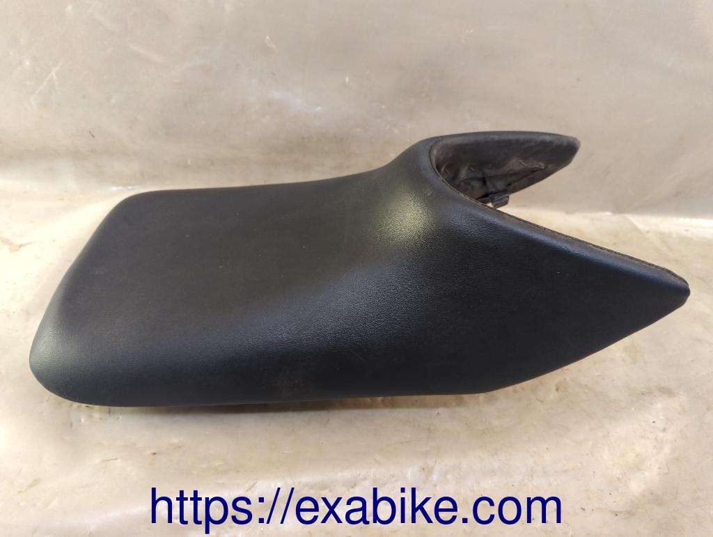 seat, front Honda CBR 125 - photo 2