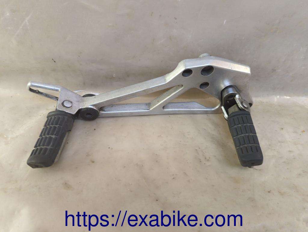 footrest plate, right Honda VF1000F - photo 1