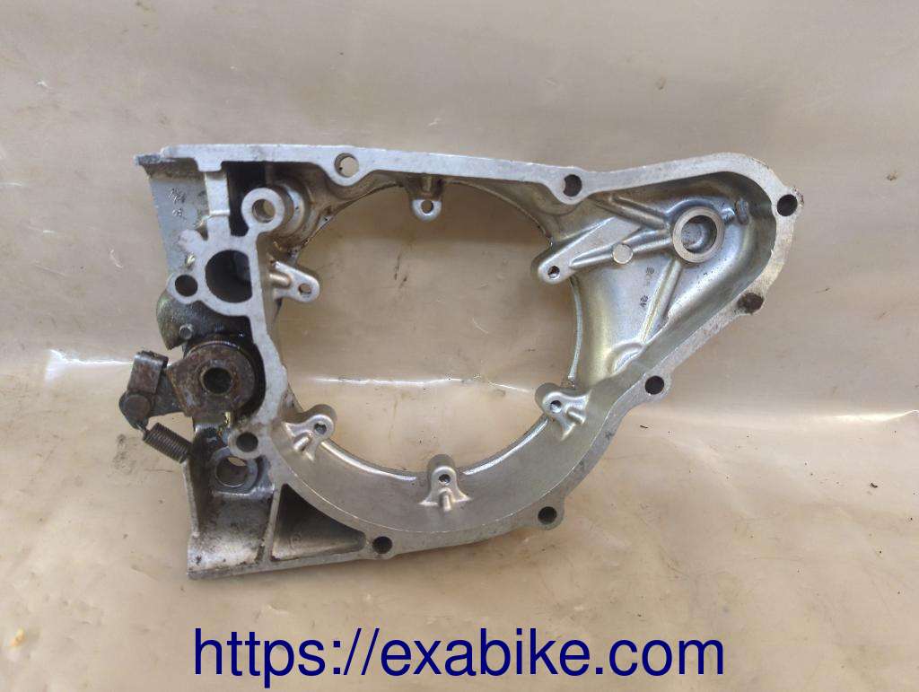 generator cover Honda CB125K5 - photo 2