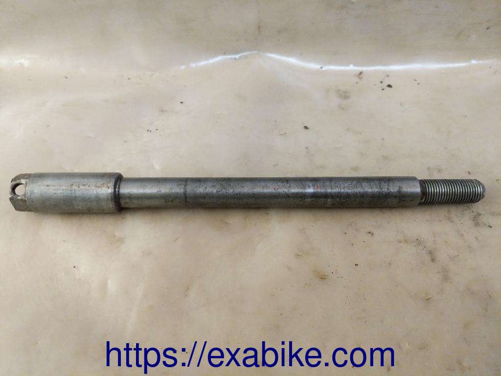 axe de roue avant Honda XLR 500 - photo 1