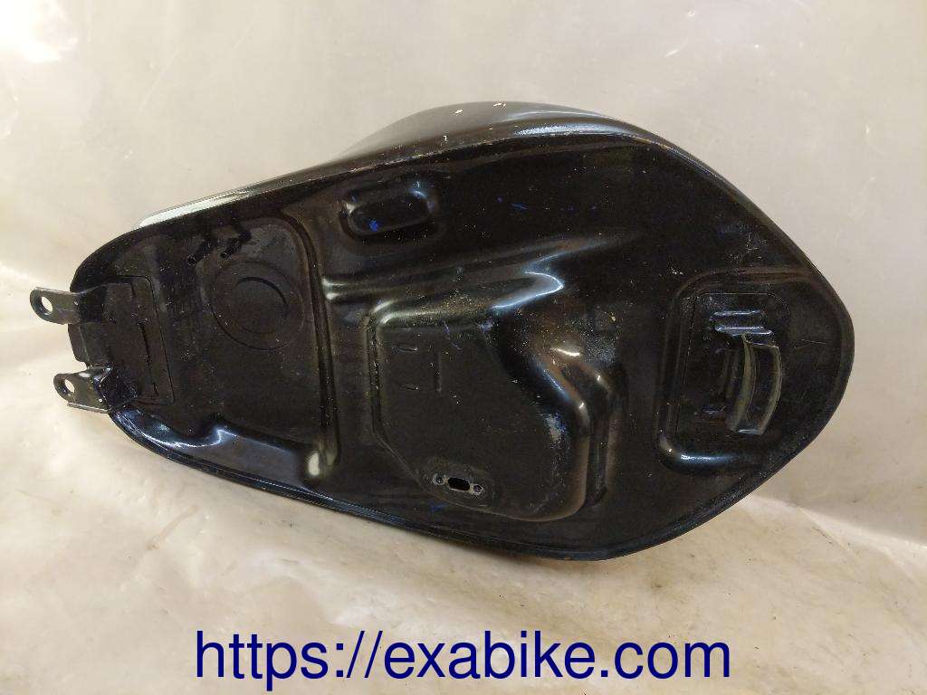 réservoir à essence Suzuki 600 Bandit - photo 4