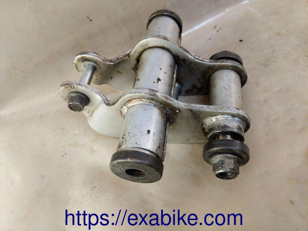 swingarm connectings Suzuki DR 600 - photo 1