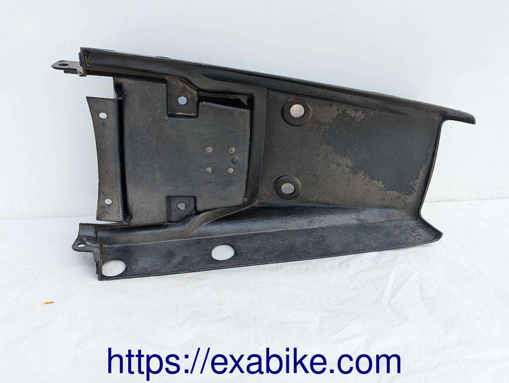 élément d'habillage arrière Suzuki DR 650 - photo 3