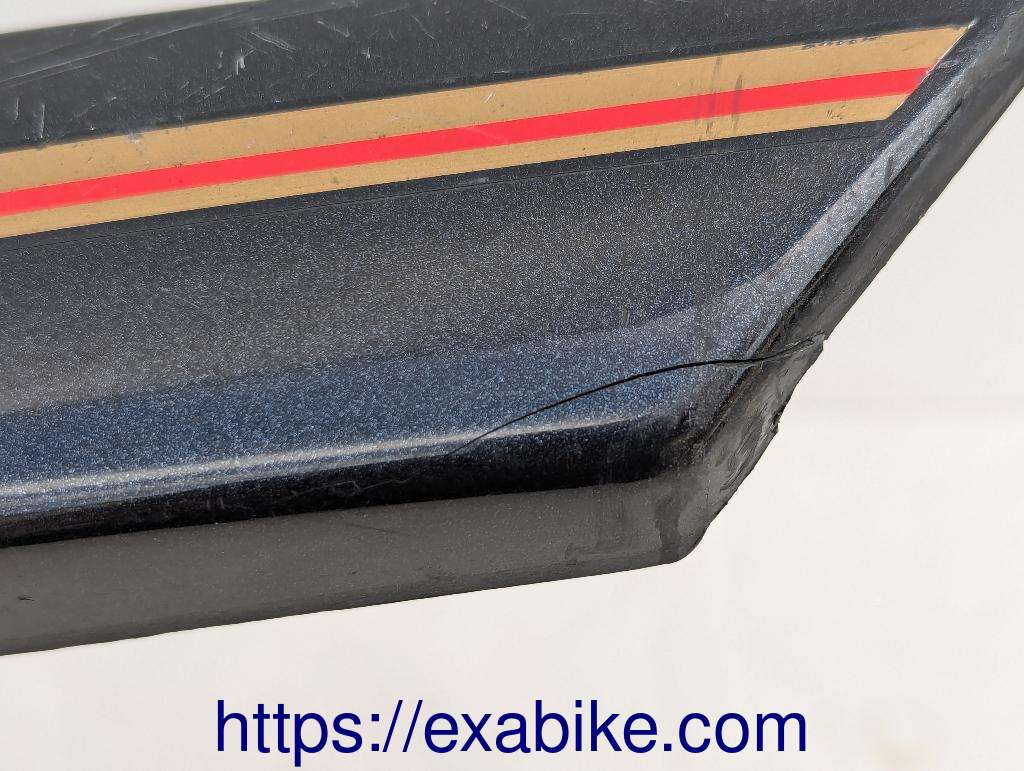 cache latéral gauche Yamaha XJ 900 - photo 2
