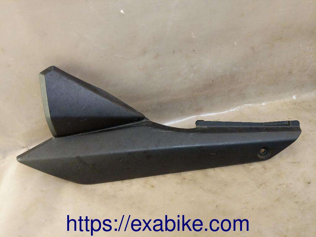 cowl, left Suzuki GSF 650 Bandit - photo 1
