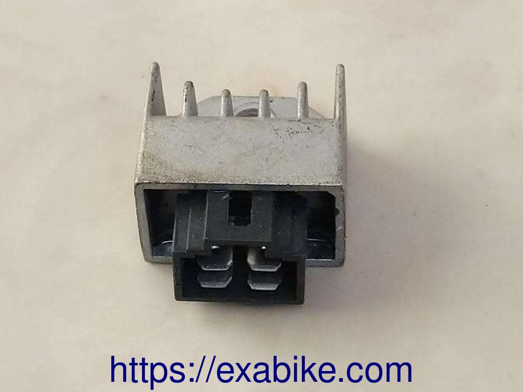 voltage regulator Honda 50 SFX - photo 1