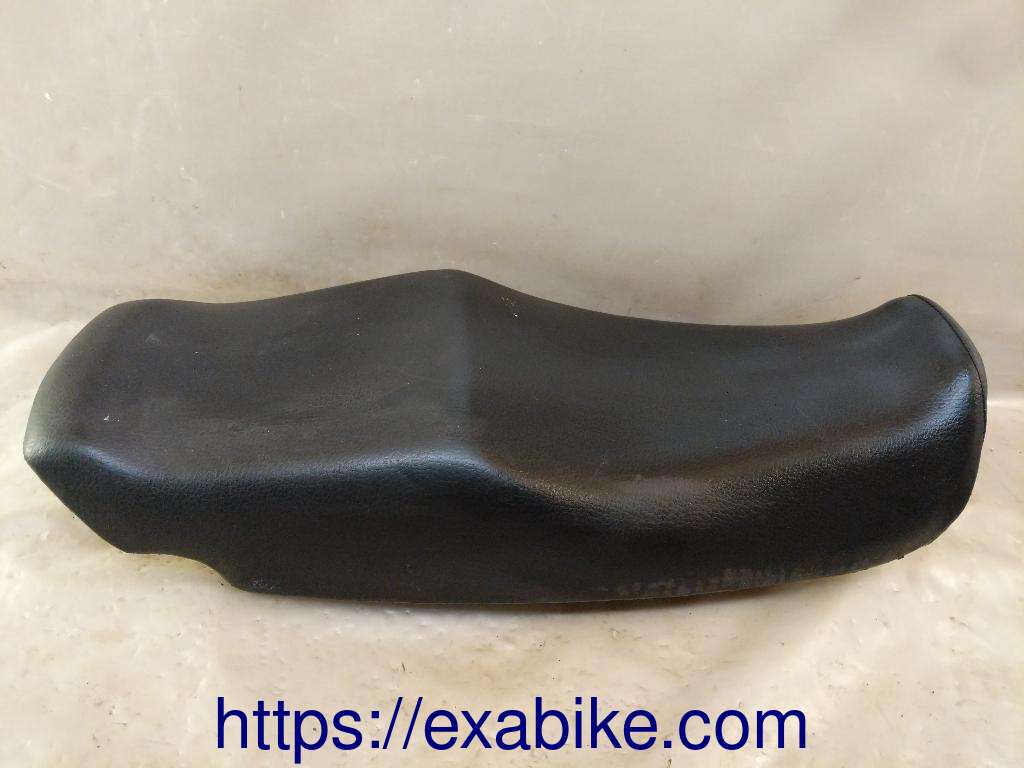 seat Honda VF1000F - photo 2