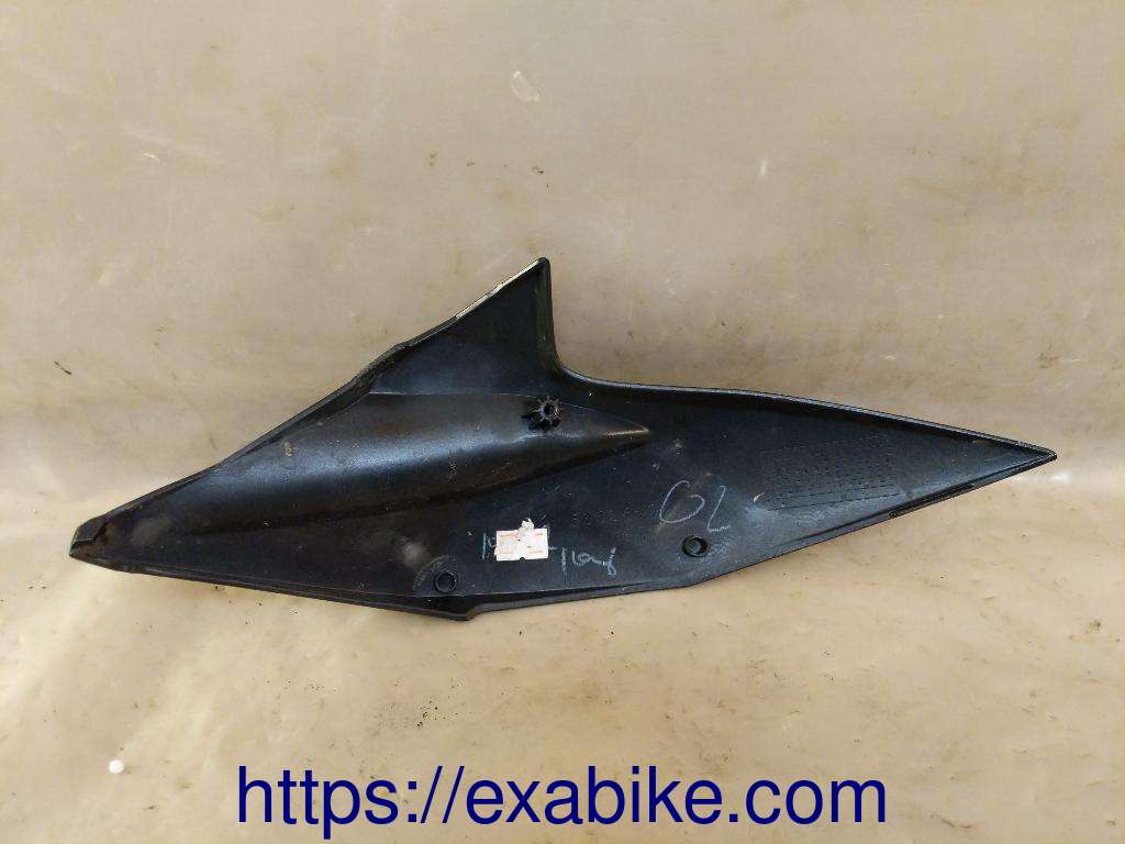 cowl element, left Kawasaki Z 800 - photo 2