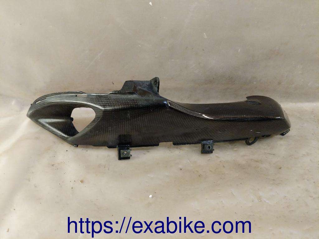 cowl, left Suzuki GSXR 1000 - photo 1