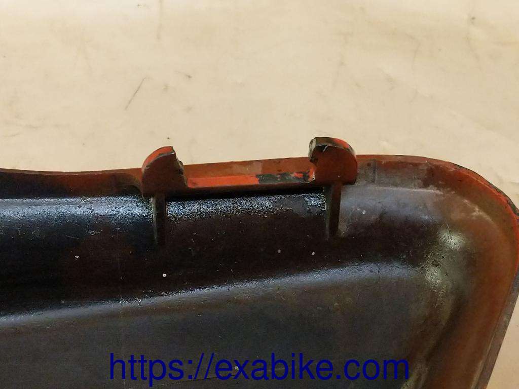 side cover, right Suzuki GS 550 - photo 3