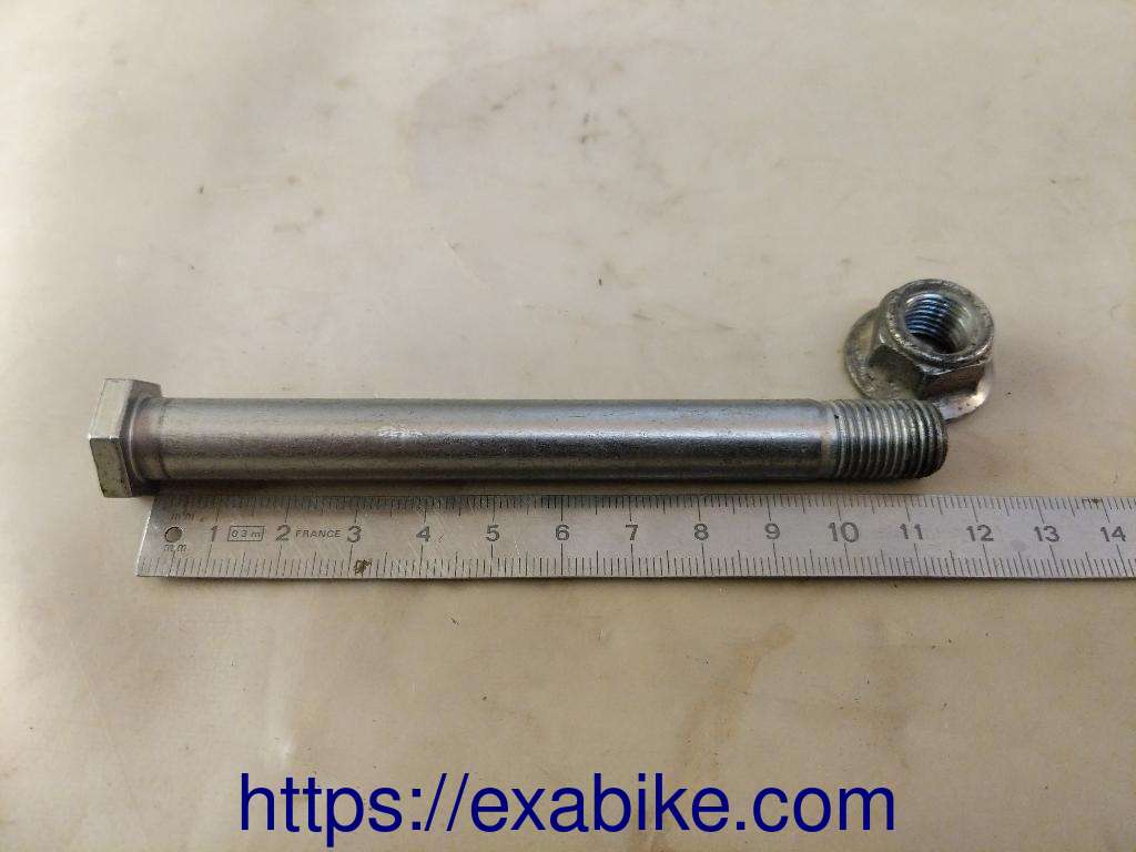 bolt Kawasaki Z 800 - photo 1
