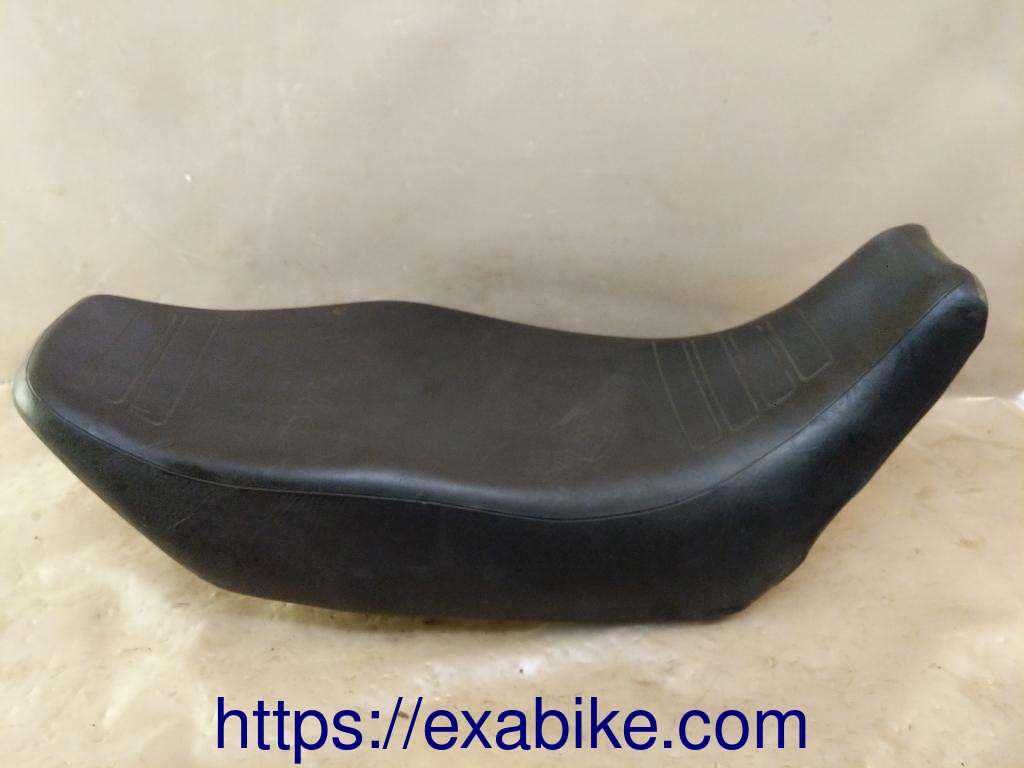 seat Yamaha XJ 600 - photo 1