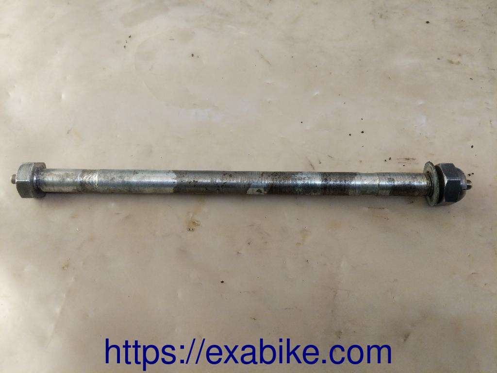 axe de bras oscillant Honda CB350K - photo 1