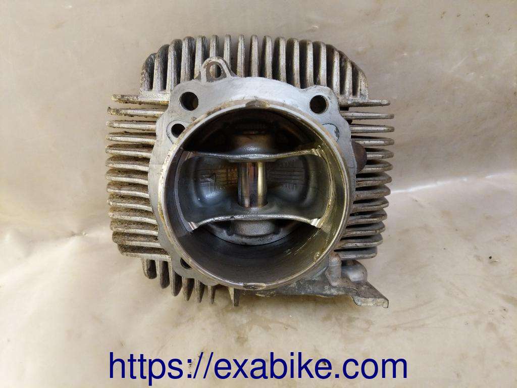 cylinder, front Ducati Monster 696 - photo 5