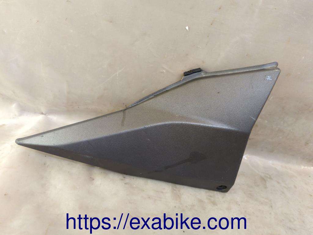 cache latéral Kawasaki Z1000 - photo 1
