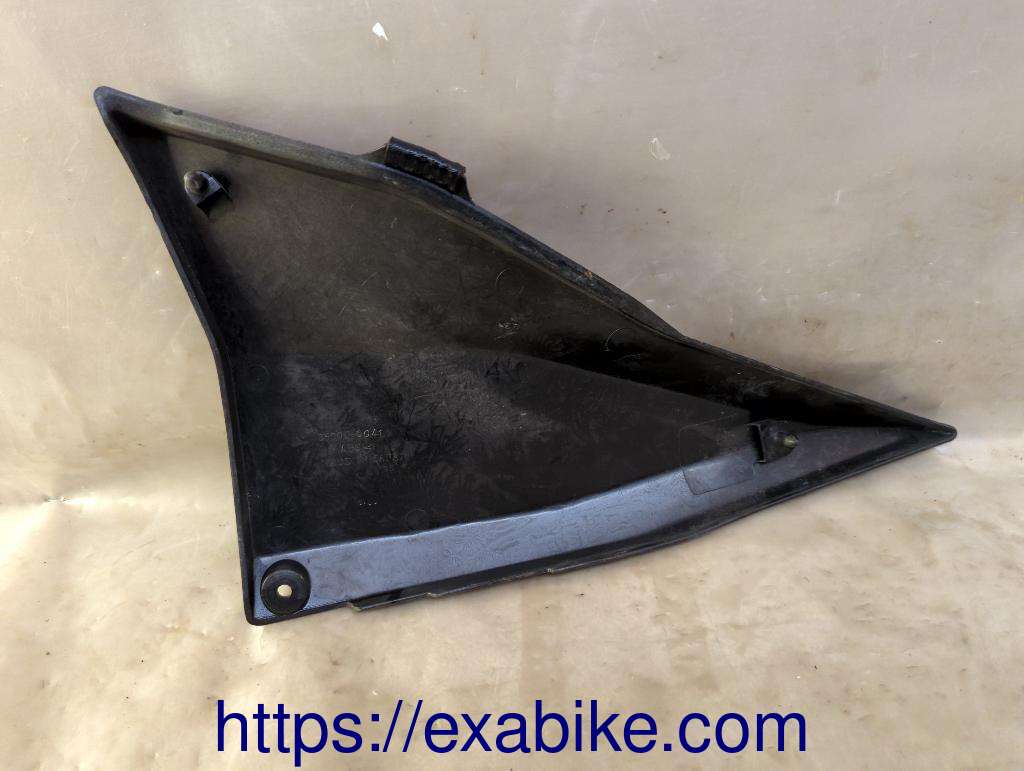 cache latéral Kawasaki Z1000 - photo 2