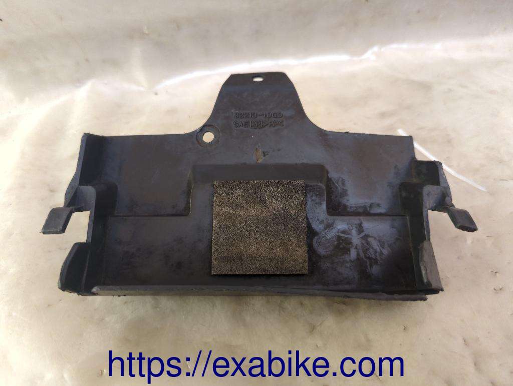 couvercle de batterie Suzuki 650 Burgman - photo 2