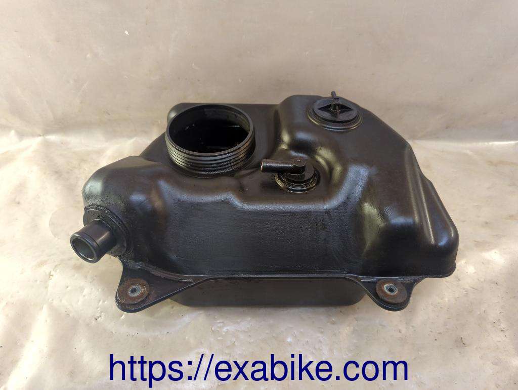 fuel tank Suzuki 650 Burgman - photo 1