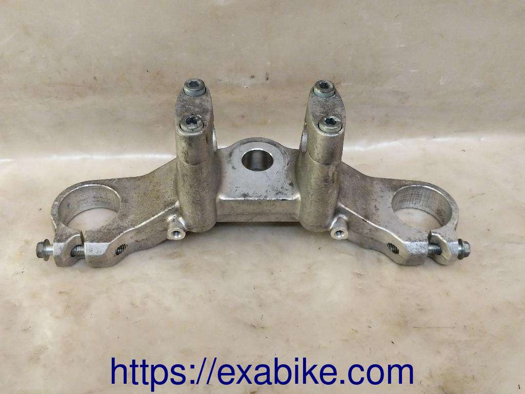 fork bracket, upper Suzuki 650 Burgman - photo 2