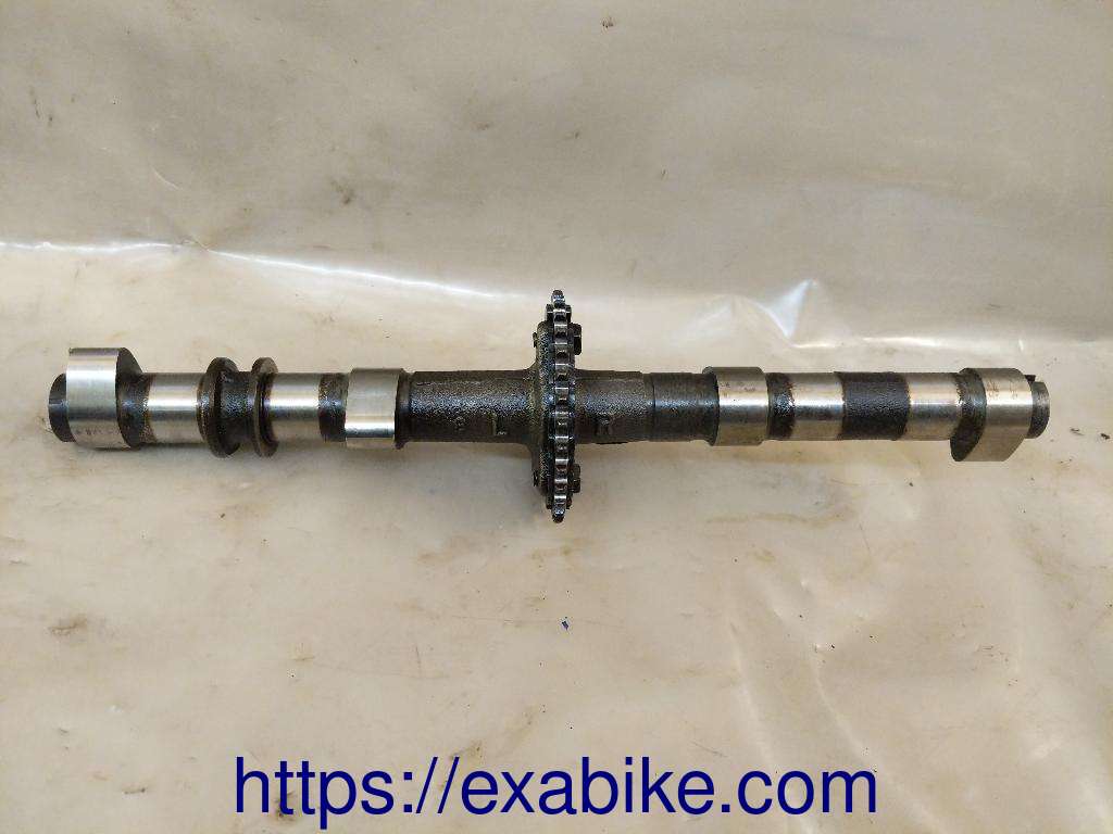 intake camshaft Kawasaki Z1000ST - photo 1